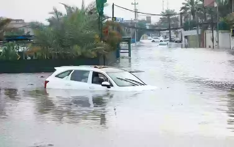 فيديو جديد لما فعلته الامطار الغزيرة في شوارع وبيوت المدينة المنورة 