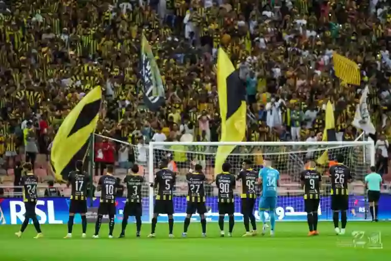 سانتوس يرحل عن الاتحاد بكرت أحمر 