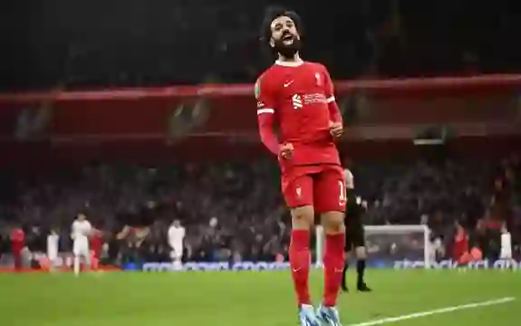 ٣ كبار من دوري روشن ينهون مسيرة محمد صلاح 