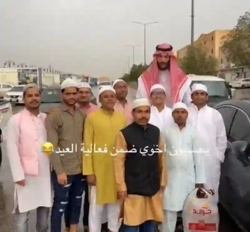  مواطنين من هذه الجنسيات يظهرون كالأقزام بجوار مواطن طويل