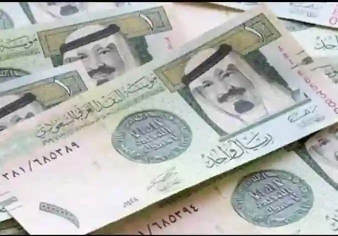 الريال السعودية يسجل رسمياً سعر تاريخي مقابل الجنيه المصري